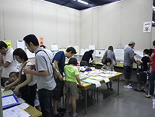 科学展会場の様子（小学校）