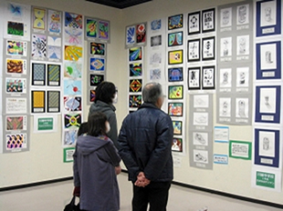 作品展の様子 - 中学校の部