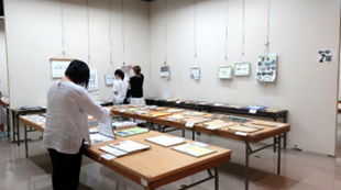 社会科作品展の様子（中学校の部）