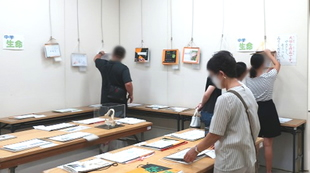 科学展会場の様子（中学校）
