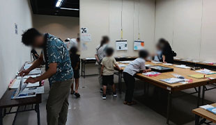 科学展会場の様子（小学校）
