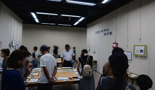 科学展会場の様子（中学校）