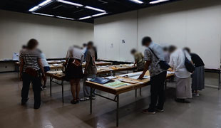 社会科作品展の様子（中学校の部）